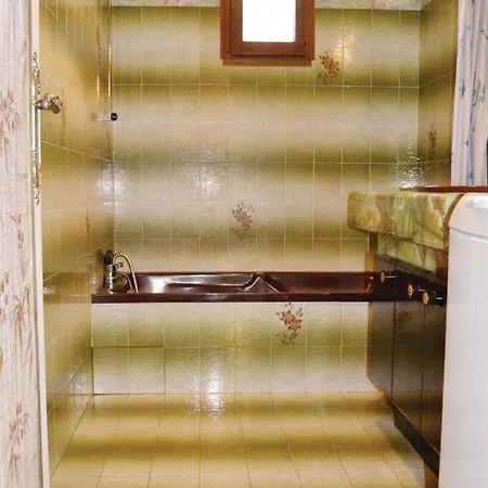 Holiday home Three-bedroom Holiday De Mamou With A Fireplace 07 Giou-de-Mamou